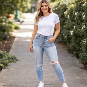 Women's High Waisted Distressed Straight Leg Jeans Blue‎ Size M